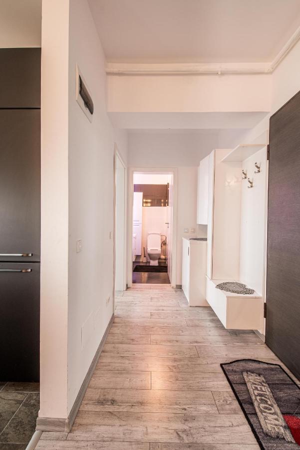 2-Room Penthouse Plaza Residence P1 Bucureşti Exterior foto